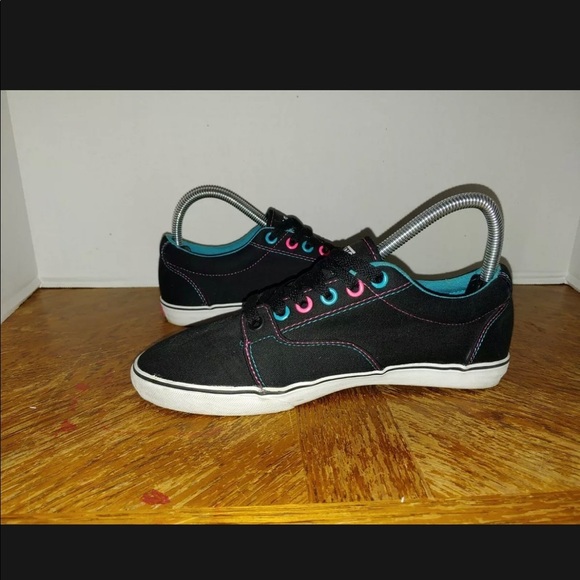 vans woman size 7.5 Black with pink&blue stitching - Picture 4 of 10